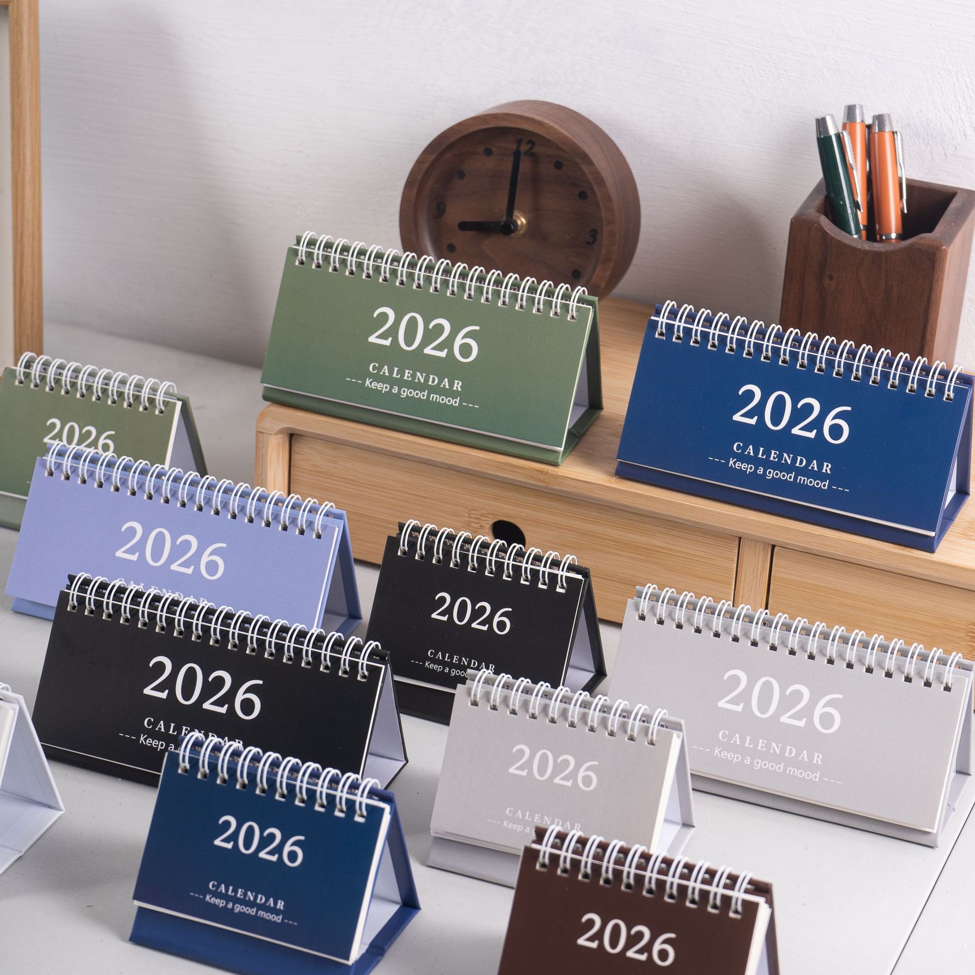 Simple Desk Calendar 2025-2026 - Office Stationery Supply List 评论和价格
